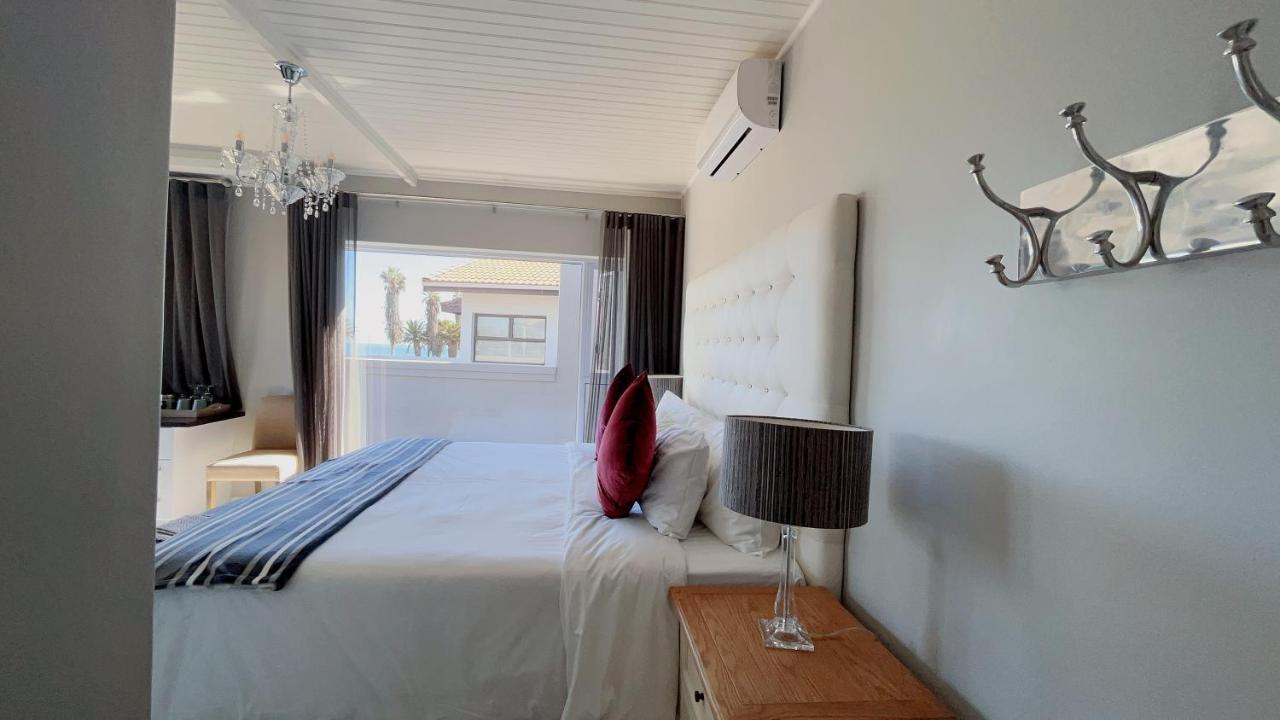 Aha! Cheers Guesthouse 拾间-海 Walvis Bay Esterno foto